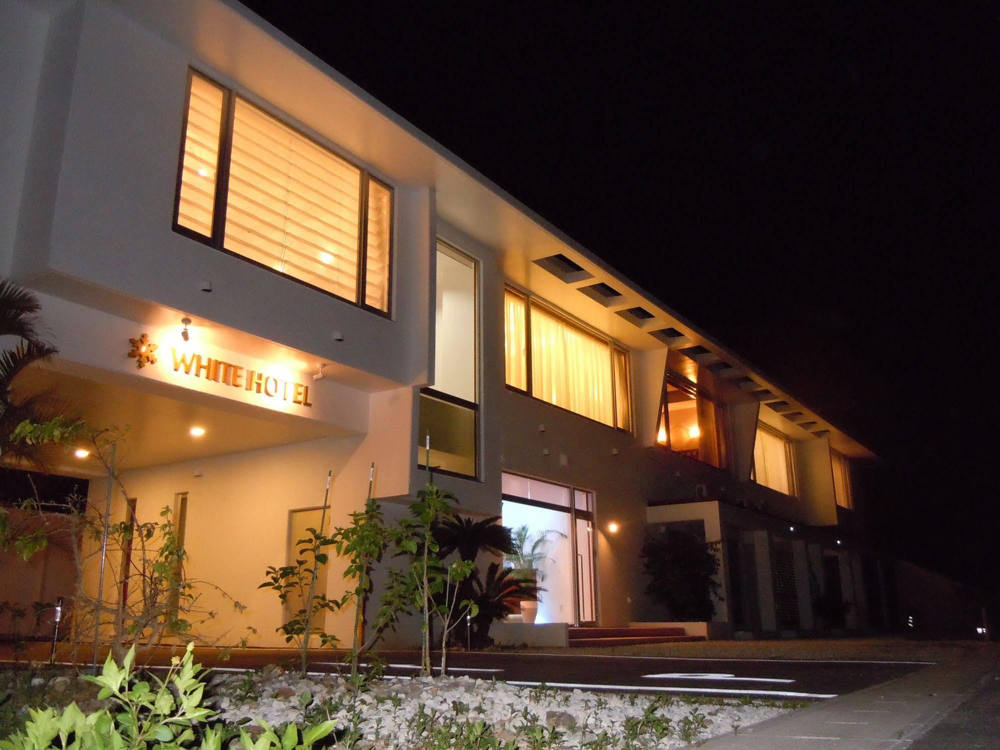 Hotel Mtb Motobu Exterior photo