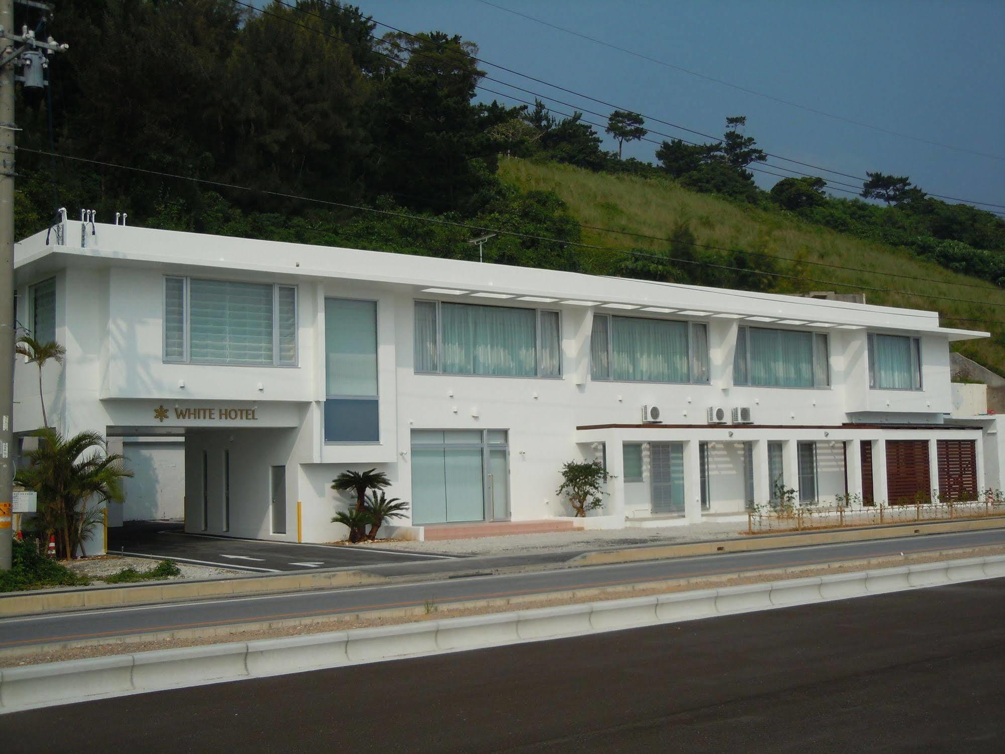 Hotel Mtb Motobu Exterior photo