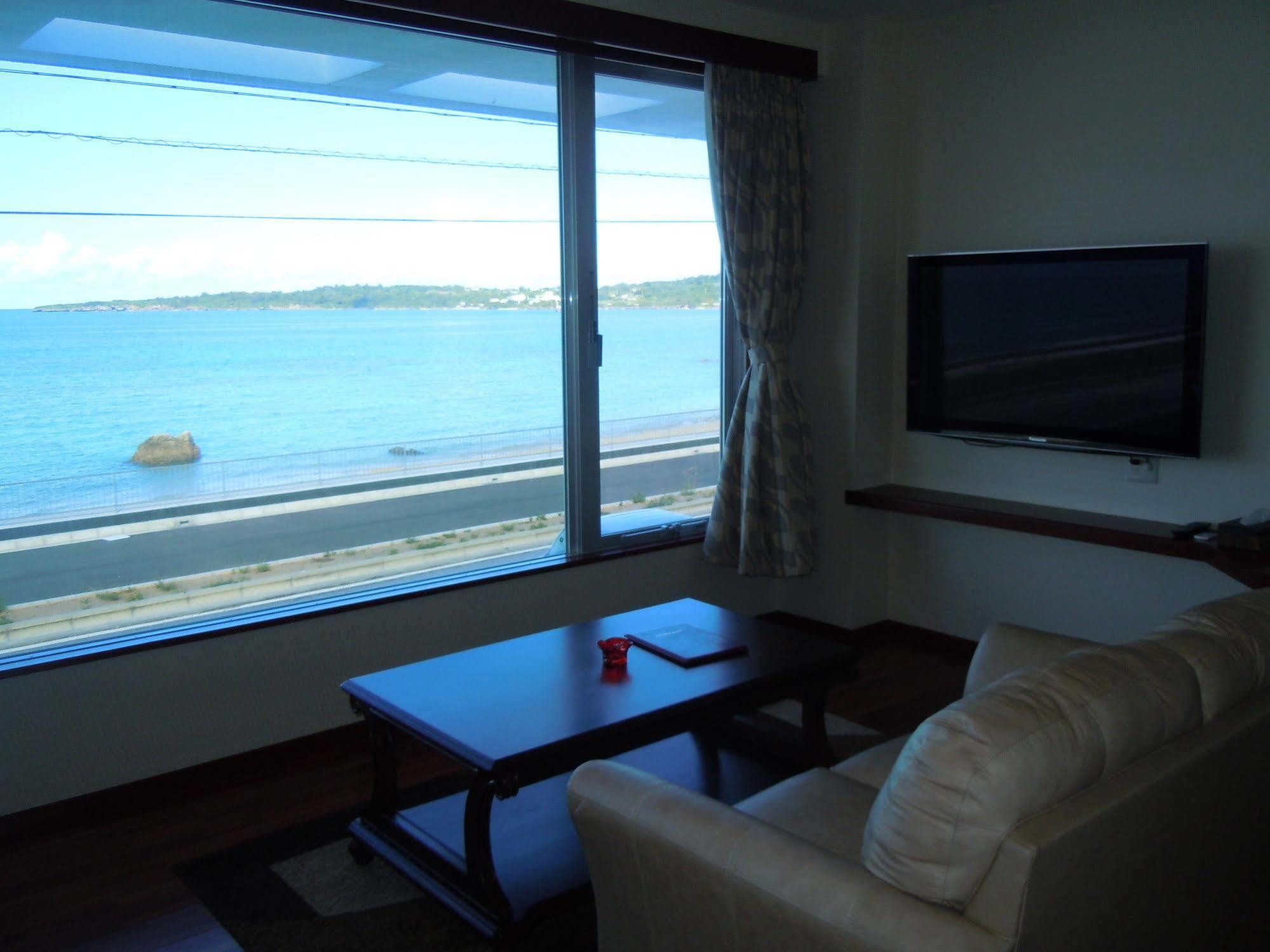 Hotel Mtb Motobu Exterior photo